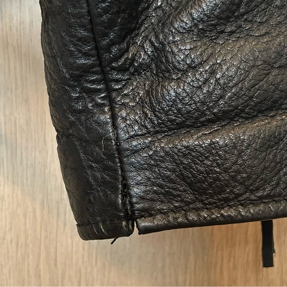 Vintage Wilsons Black Leather Motorcycle Biker Jacket SizeLarge Heavyweight - Picture 9 of 14